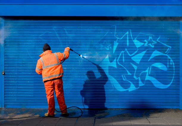 Best Commercial Building Pressure Washing  in Kronenwetter, WI