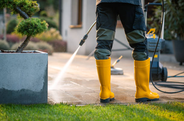 Best Commercial Building Pressure Washing  in Kronenwetter, WI